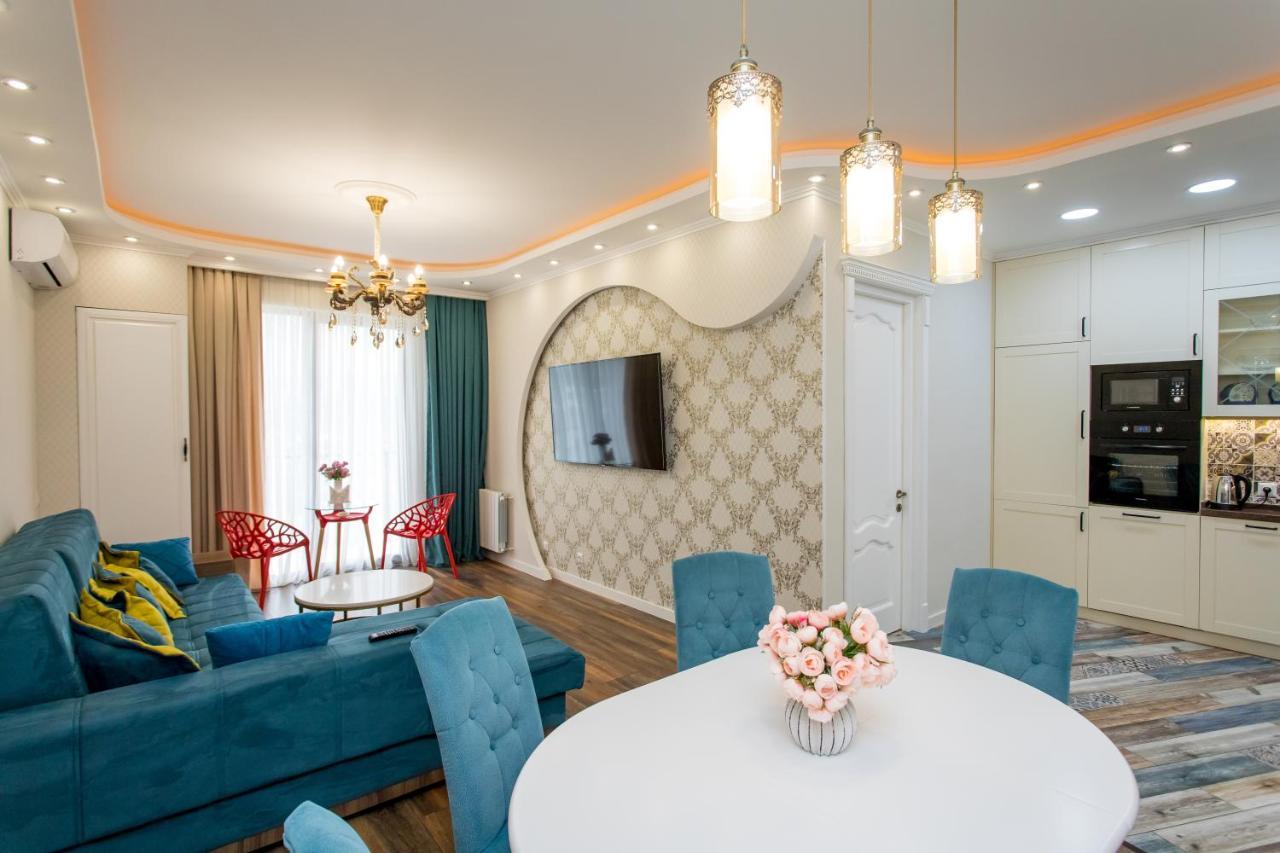 Appartement Dadiani Tower à Tbilissi Extérieur photo
