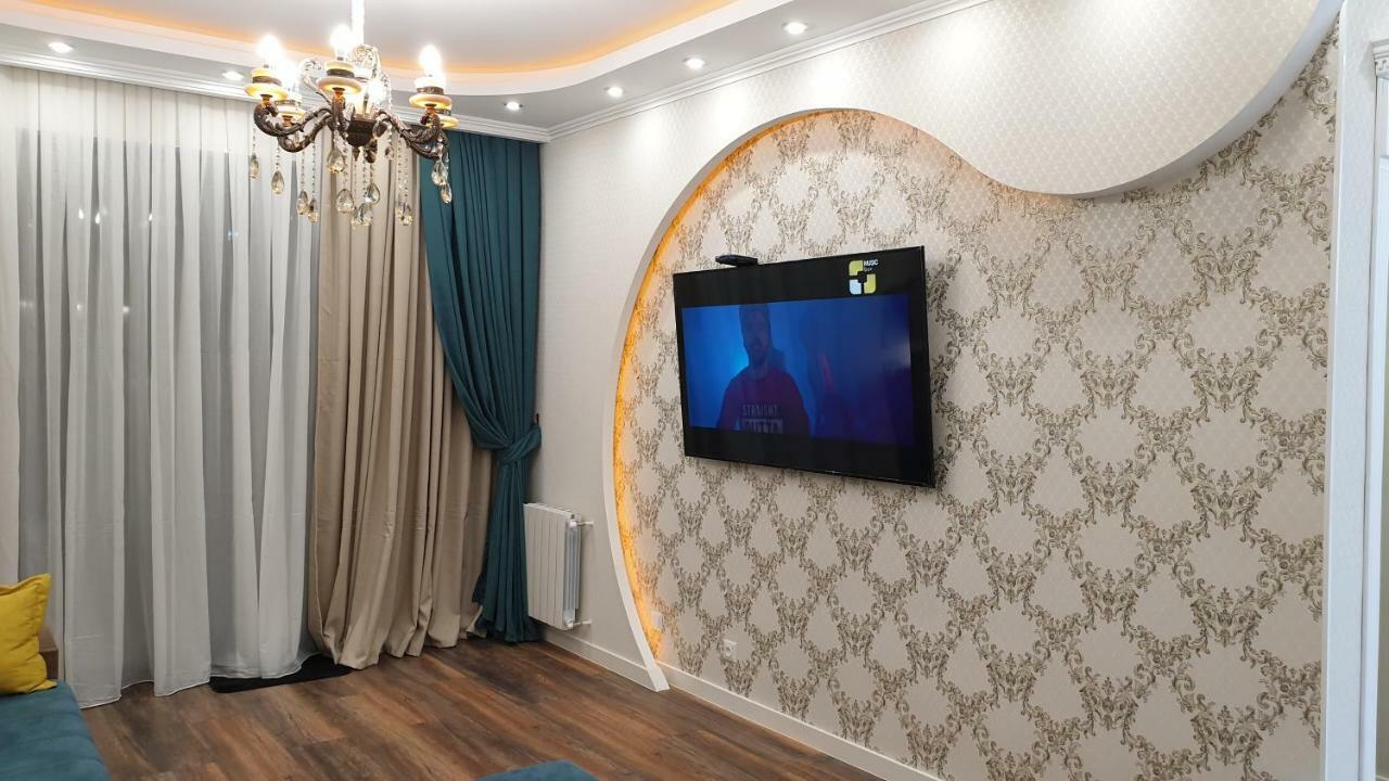 Appartement Dadiani Tower à Tbilissi Extérieur photo